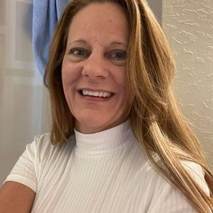 Meet your Posher, Niki